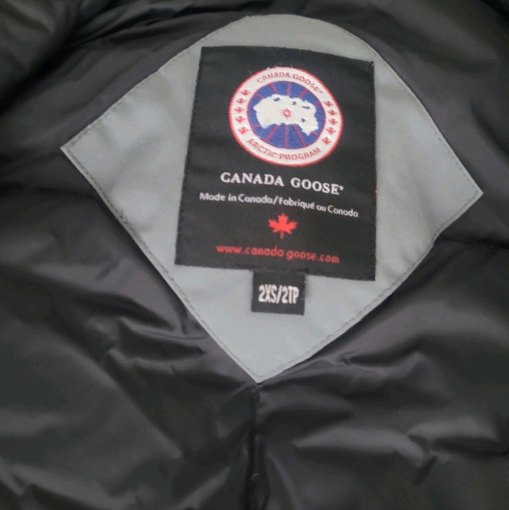 Canada Goose Whsitler Parka - Graphite Size XXS - Picture 3 of 7
